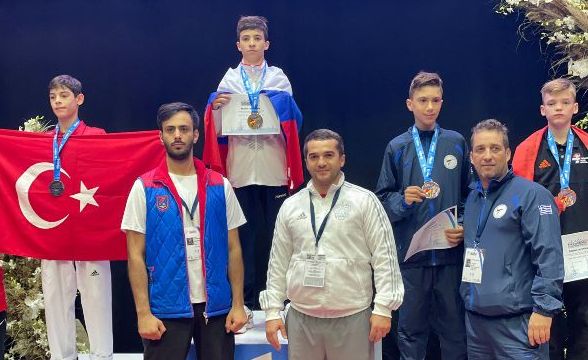 Кантемир Бицуев одержал победу на первенстве Европы по олимпийскому тхэквондо