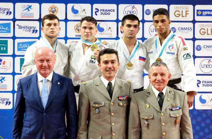 Алим Балкаров принес сборной Вооруженных сил России серебряную медаль Чемпионата мира по дзюдо среди военнослужащих