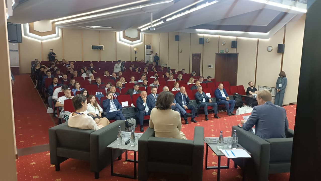 В Нальчике обсудили меры поддержки субъектов деятельности в сфере промышленности