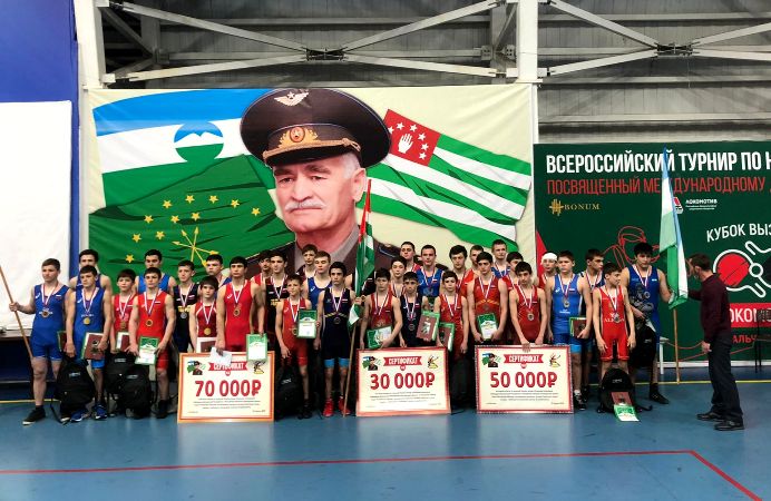В Нальчике прошла матчевая встреча по вольной борьбе