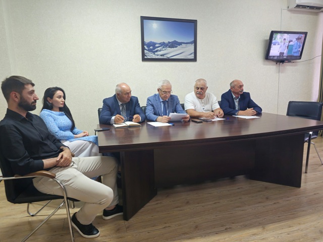 Проведена онлайн-жеребьевка на получение разрешений на добычу кавказского тура в сезоне охоты 2025/2026  г.г. на территории общедоступных охотничьих угодий КБР