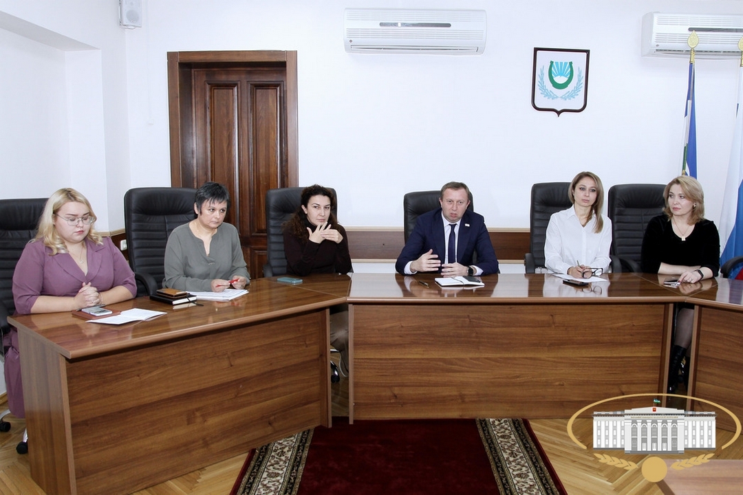 Развивать город вместе