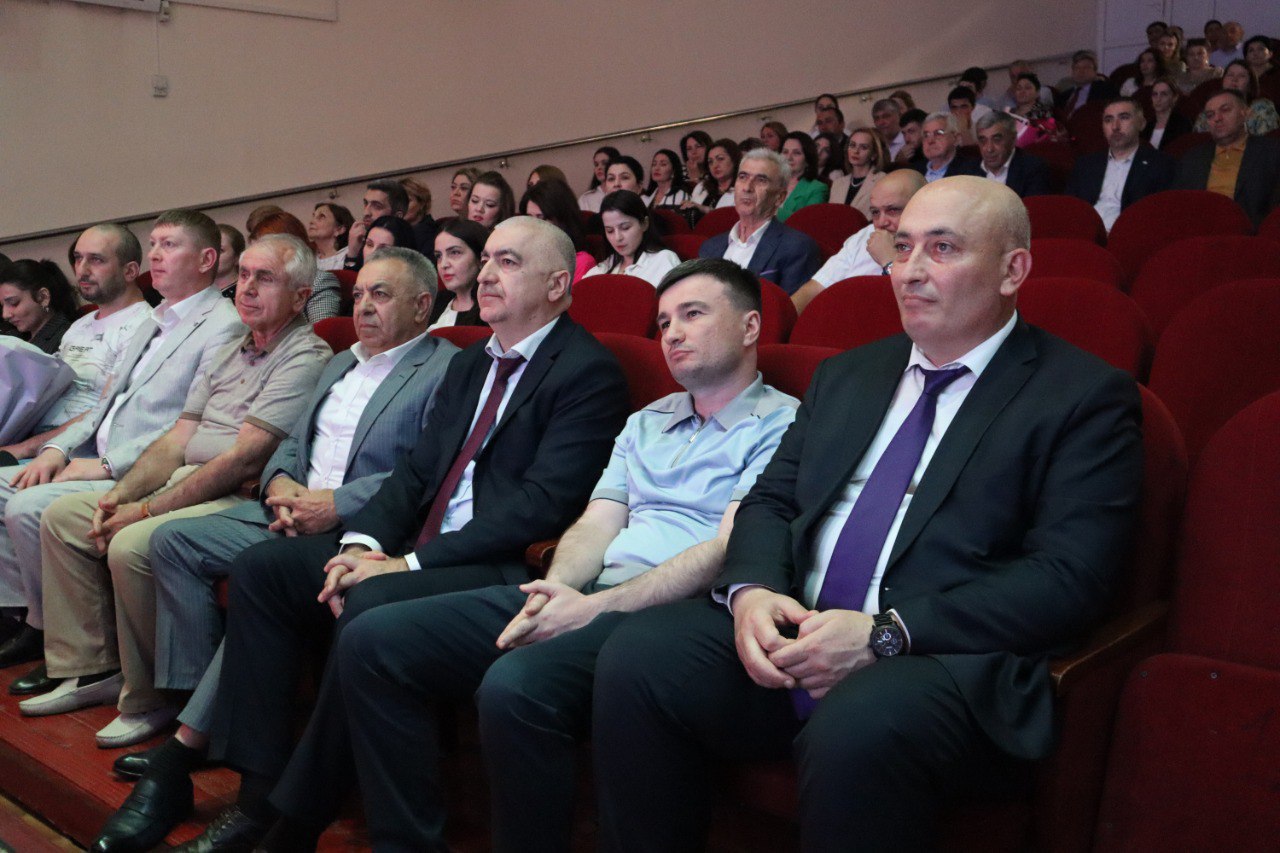 Чествование работников органов местного самоуправления 
