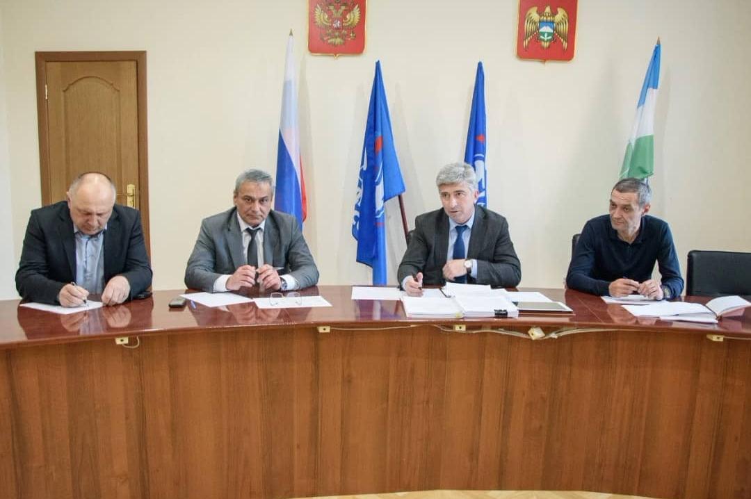 7 декабря прошли публичные слушания «О проекте бюджета Эльбрусского муниципального района Кабардино-Балкарской Республики на 2022 год и плановый период 2023-2024 годов».