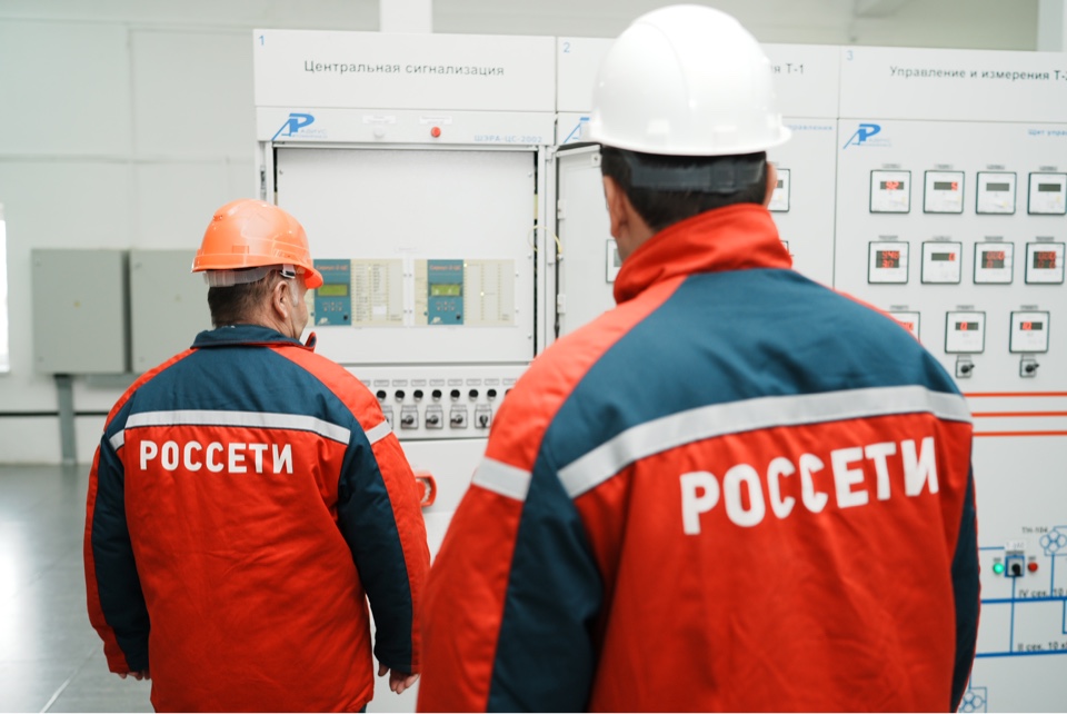 В Нальчике на подстанции «Водозабор» установили современный силовой трансформатор