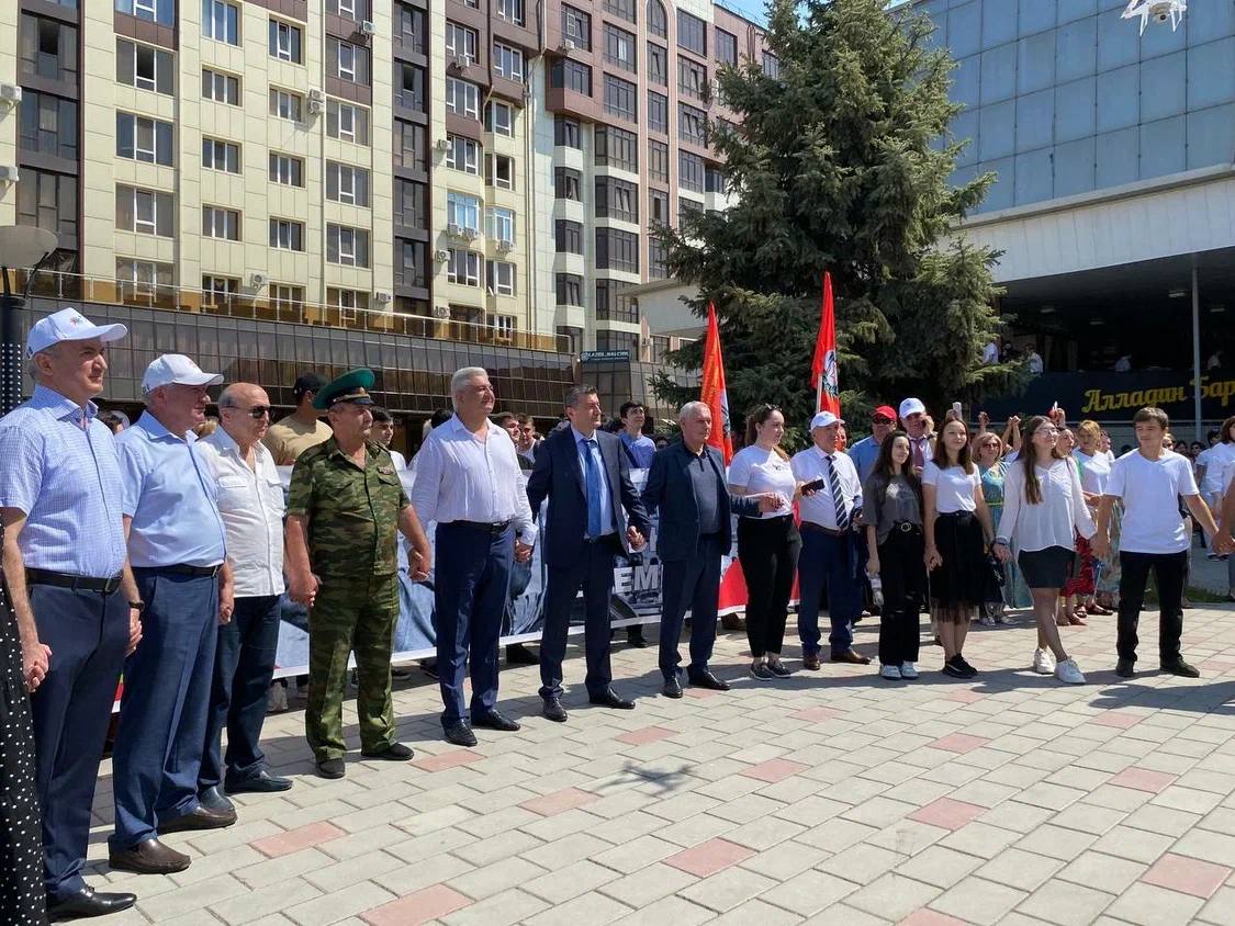 В Нальчике прошел митинг, посвященный Дню солидарности в борьбе с терроризмом