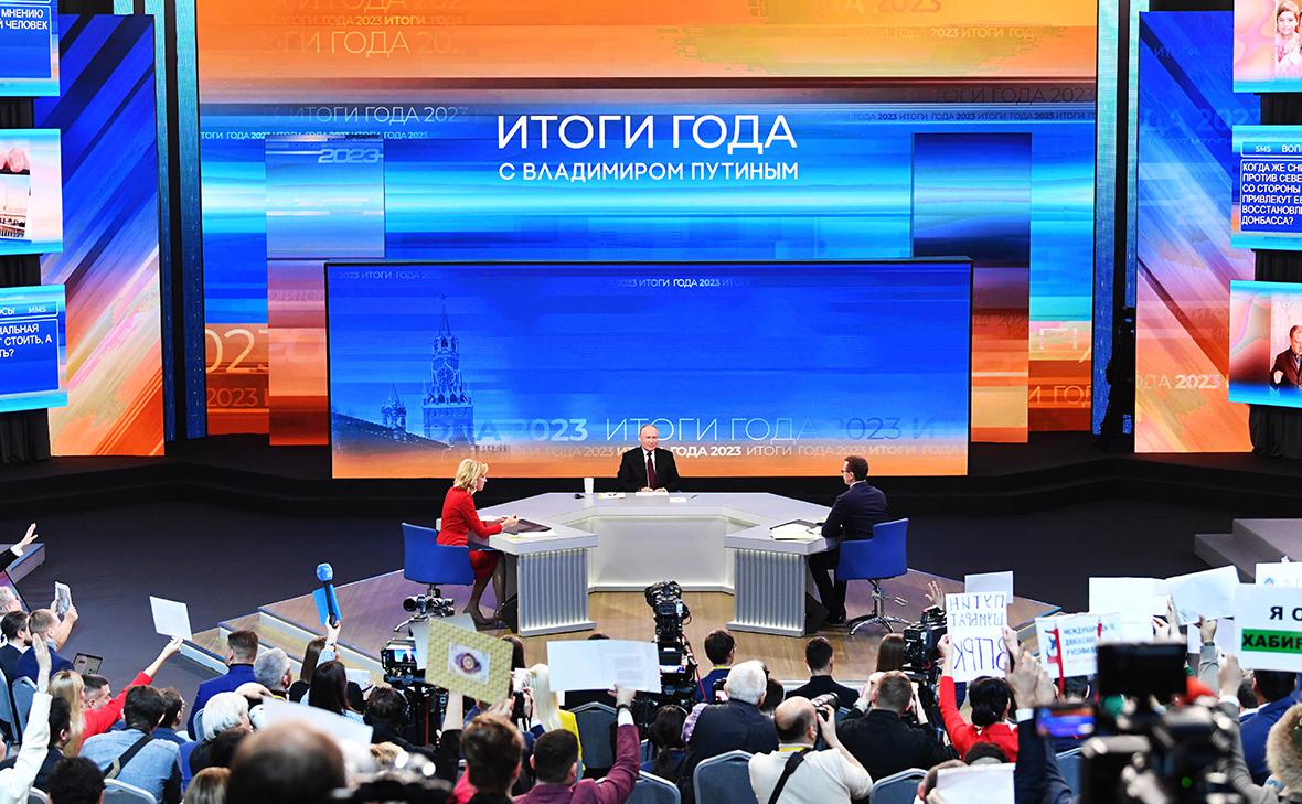 Владимир Путин заявил об отмене для пенсионеров комиссии при оплате ЖКХ
