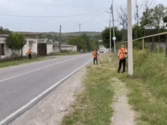 В рамках нормативного содержания дорожными службами продолжаются мероприятия по следующим направлениям