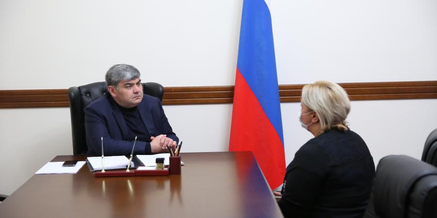  Казбек Коков провел личный прием граждан 