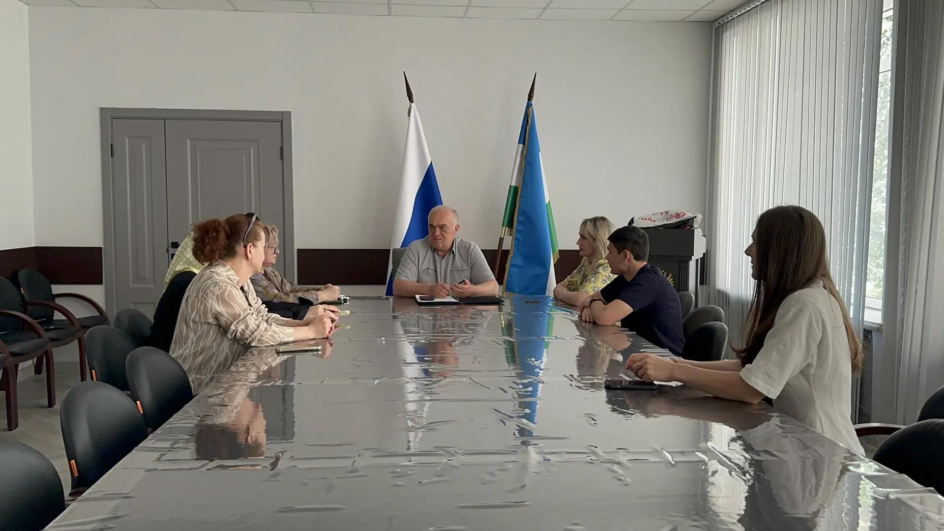 Прошла жеребьевка среди избирательных объединений на выборы в депутаты Совета местного самоуправления г.о. Баксан 