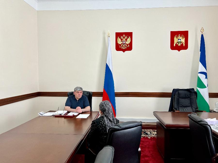Глава КБР Казбек Коков провел личный прием граждан 