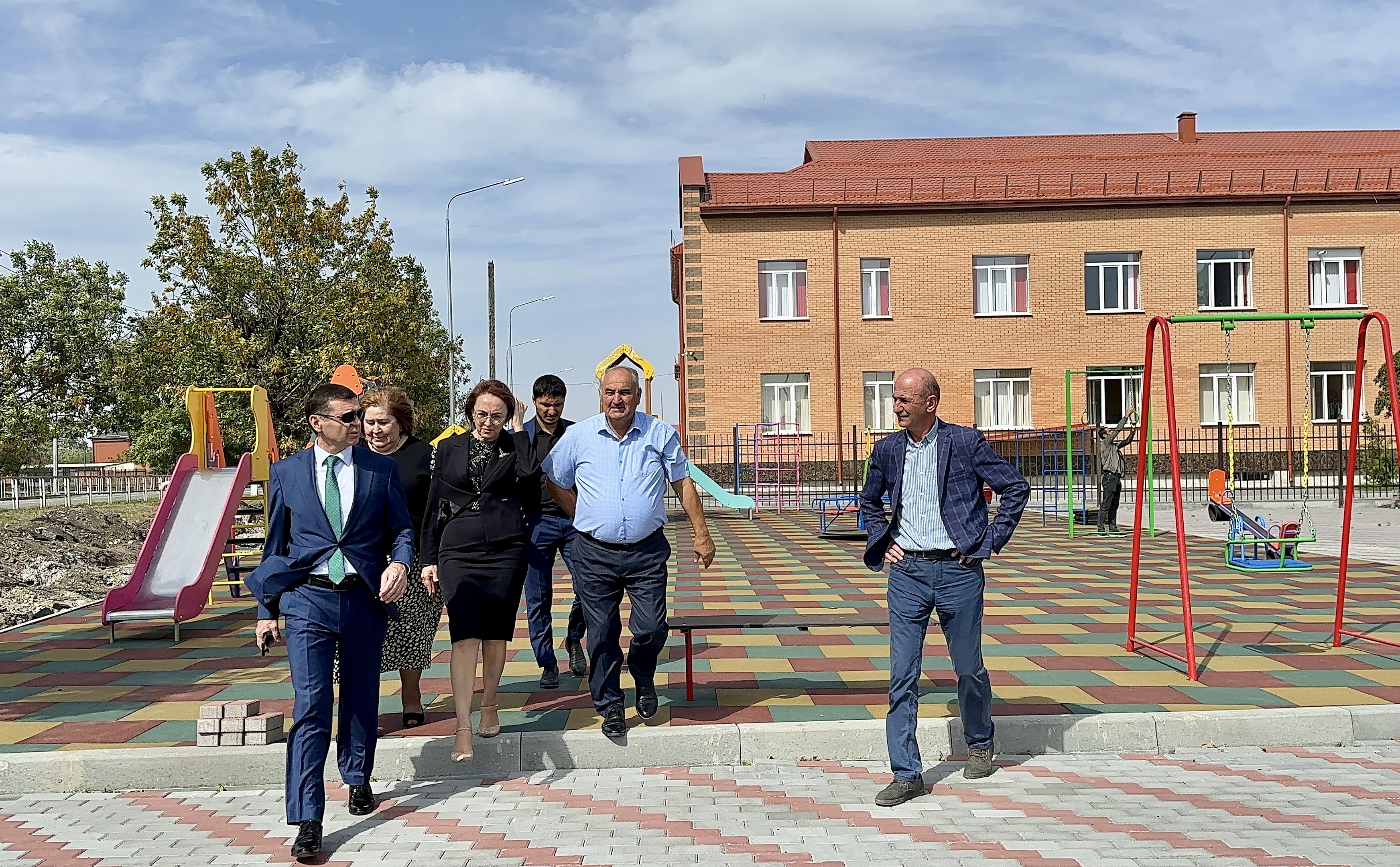 Близится к завершению строительство сквера в селе Куба