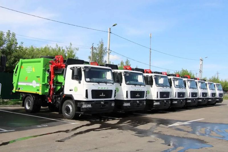Парк спецтехники для вывоза ТБО в КБР продолжает пополняться