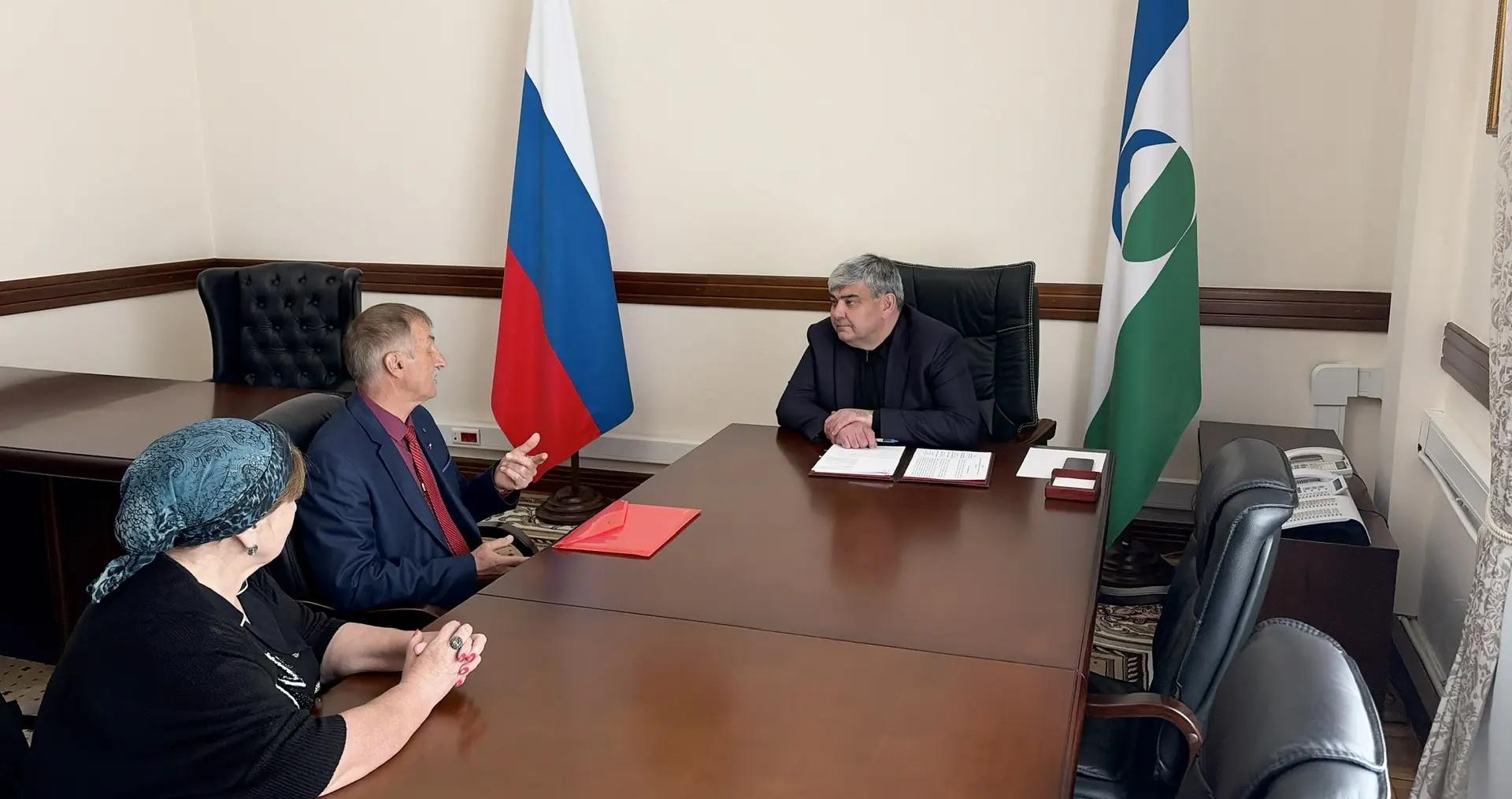 Казбек Коков провел личный прием граждан