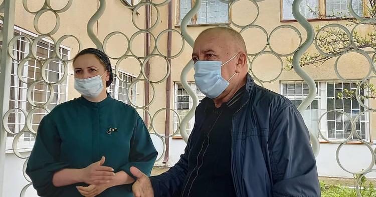 Глава местной администрации Эльбрусского муниципального района посетил ГБУЗ "ЦРБ" г.п. Тырныауз 