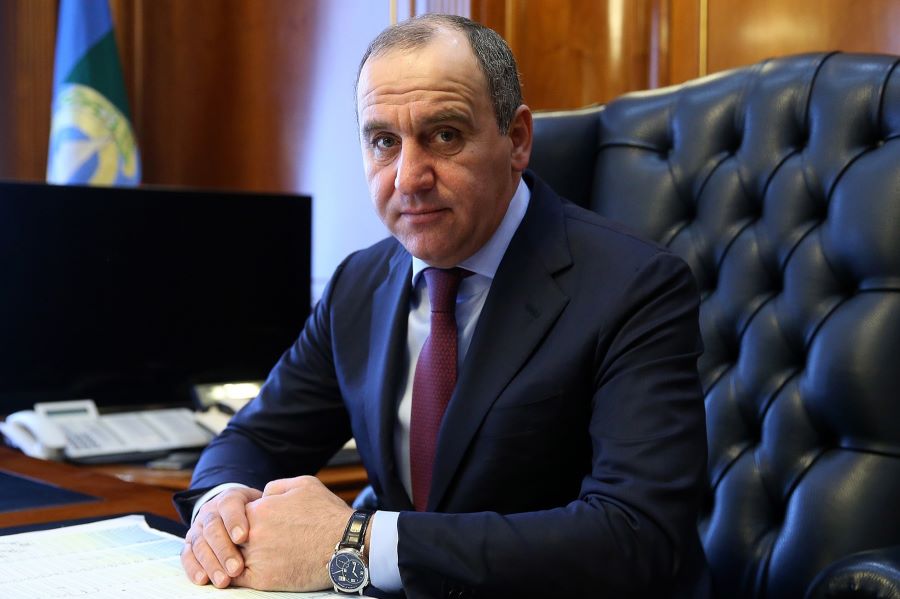 Глава КБР Казбек Коков поздравил Рашида Темрезова с избранием на пост Главы Карачаево-Черкесской Республики 