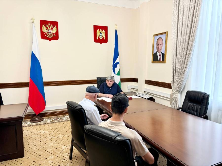 Глава КБР Казбек Коков провел личный прием граждан