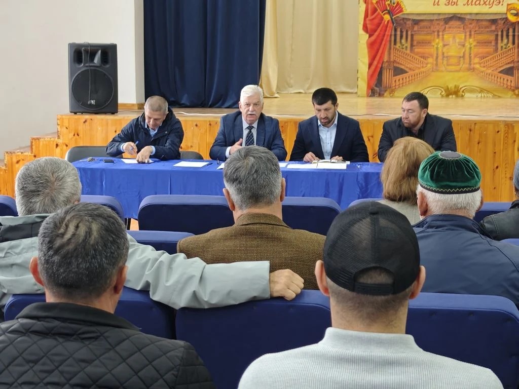 В Баксанском районе проходят встречи со спортивными тренерами по вопросам безопасности детей и подростков