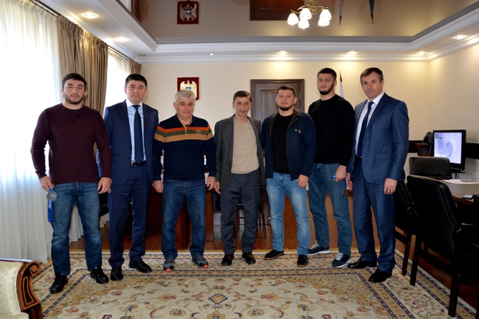 В министерстве спорта КБР состоялась пресс-конференция по итогам первенства и чемпионата мира по спортивной борьбе