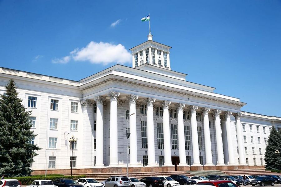 Казбек Коков направил Рустаму Минниханову телеграмму с соболезнованиями в связи с крушением самолета 