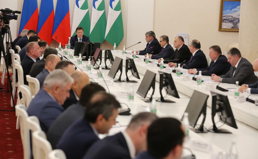 Александр Новак провел в Нальчике совещание по социально-экономическому развитию Кабардино-Балкарии