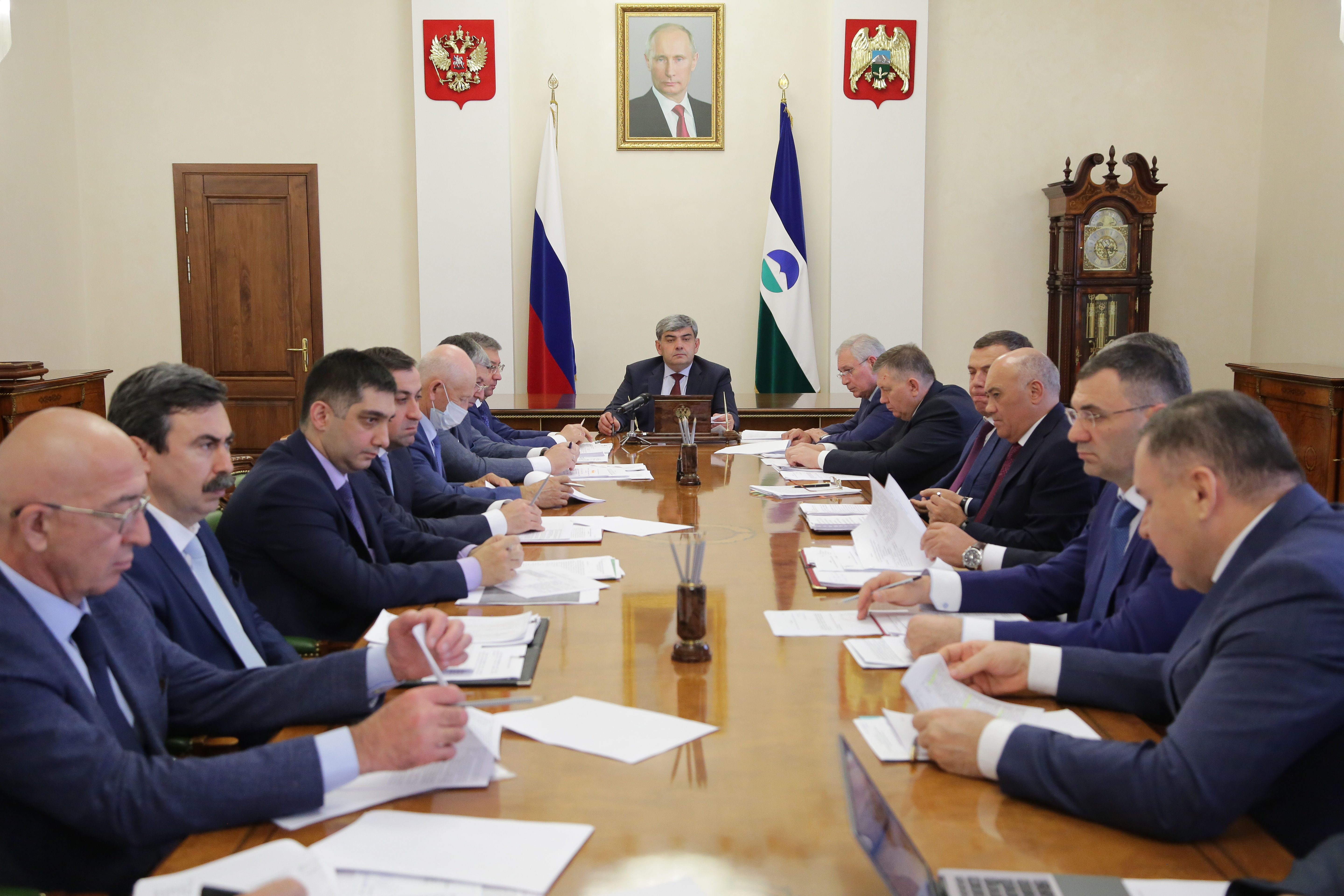 Совещание по вопросам исполнения положений Послания Главы КБР 