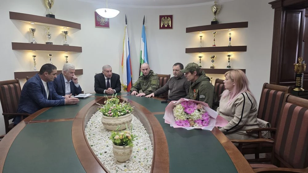 Жителю села Кременчуг-Константиновское вручили медаль Министерства обороны РФ